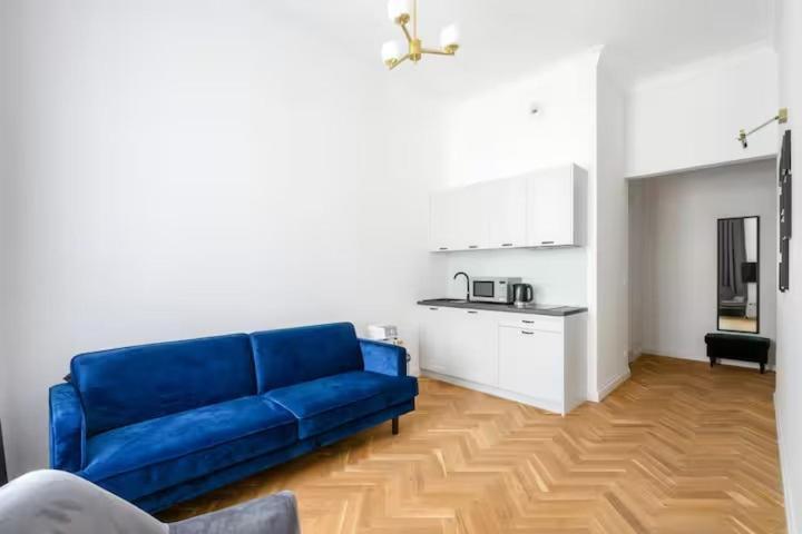 Na Koszykowej W Perelce Architektonicznej Warschau